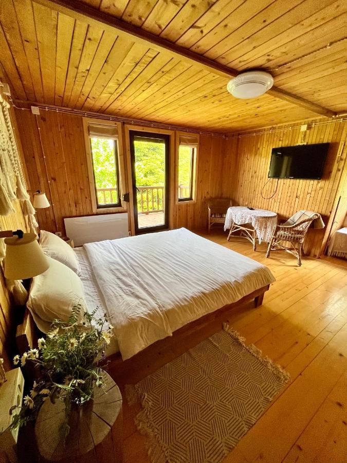 House Girska Rika Villa Korchin Eksteriør billede