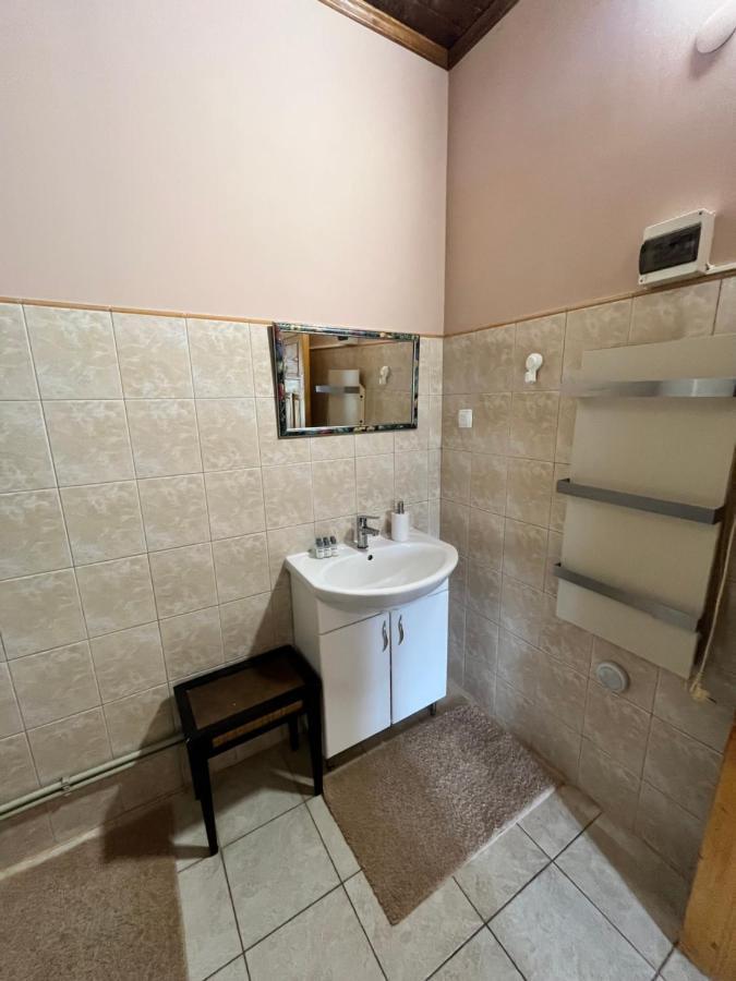 House Girska Rika Villa Korchin Eksteriør billede